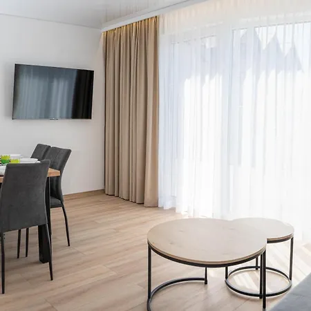 Chlapowo Apartment *